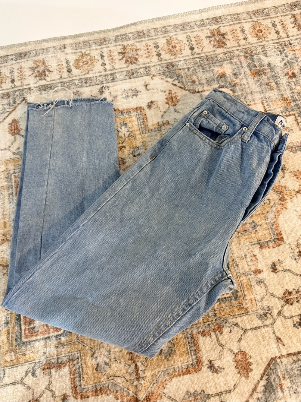 princess polly mom jean light wash raw hem